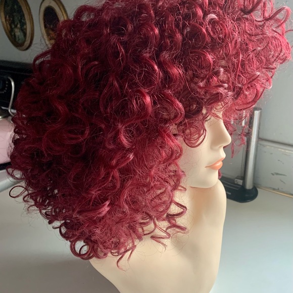 Sexy Curly Q burgundy red Disco Doo - Picture 5 of 10